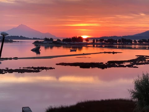 Nearby landmark, Natural landscape, Sunrise