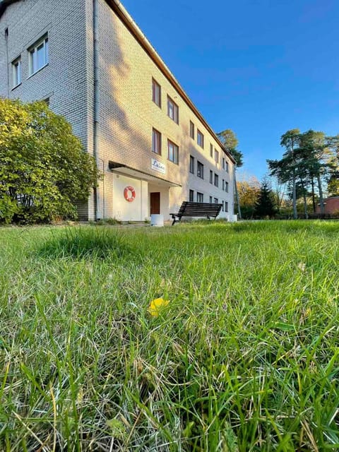 Property building, Day, Garden