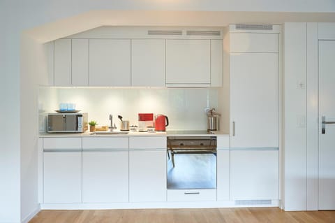 Coffee/tea facilities, Kitchen or kitchenette