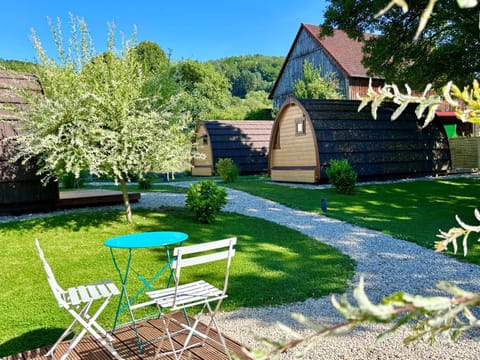 Property building, Spring, Garden, Garden view