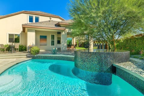 Property building, Pool view