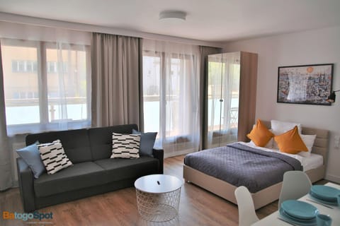 Living room, Photo of the whole room, Seating area