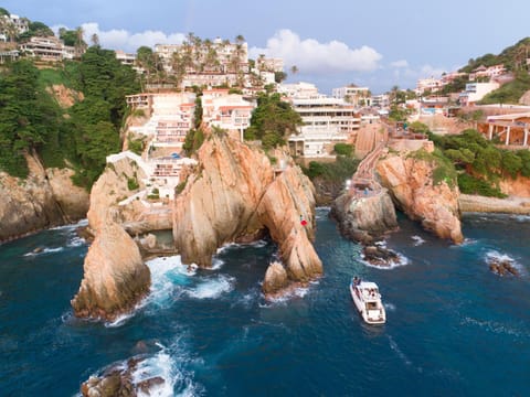 Off site, Bird's eye view