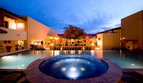 Facade/entrance, Swimming pool, Swimming pool