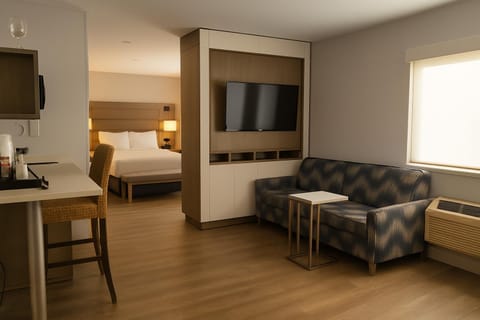 Cherry Orchard Inn Hotel in Santa Clara