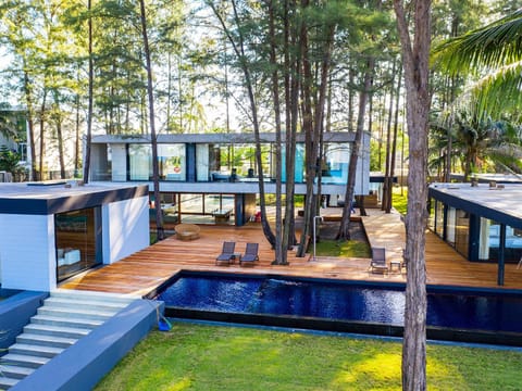 Property building, Swimming pool