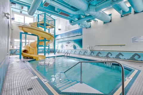 On site, Pool view, Swimming pool, Swimming pool