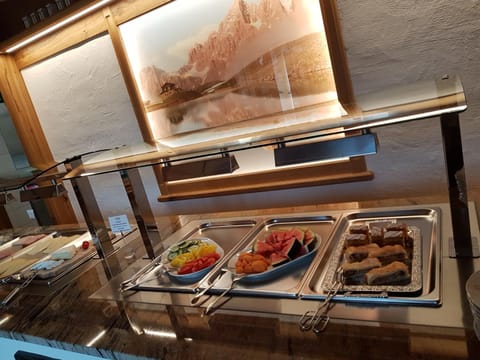 Breakfast, Continental breakfast