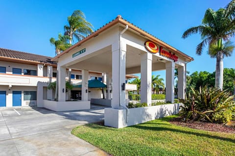 Property building, On site