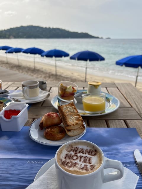 Breakfast, Breakfast