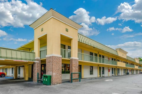 Property building, On site