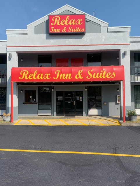 Relax Inn & Suites Motel in Dublin