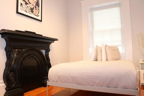 Bed, View (from property/room)