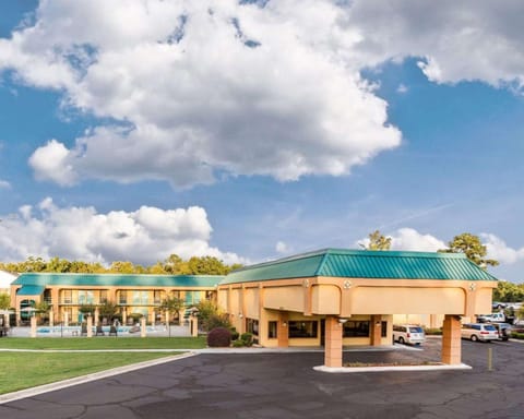 Property building, On site