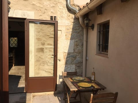 La maussanaise House in Arles