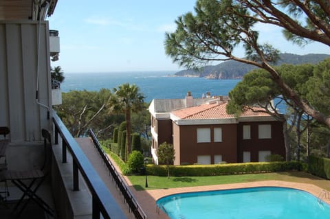 Balcony/Terrace, Balcony/Terrace, Pool view, Sea view