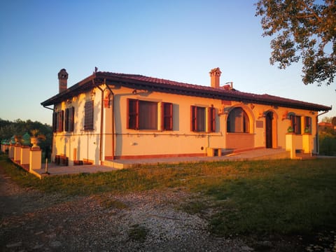 Property building, Sunrise