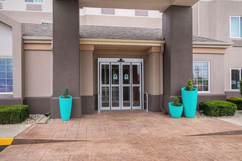 Property building, On site