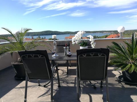 Summer, View (from property/room), Balcony/Terrace, Sea view