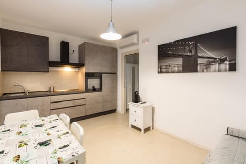 Lucy Apartment in Sirmione