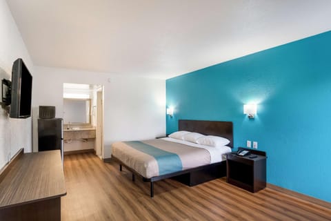 Photo of the whole room, On site