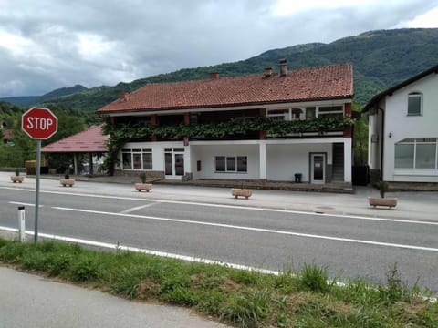 Sam guest house House in Federation of Bosnia and Herzegovina