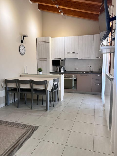 Appartamento Corina Apartment in Sirmione