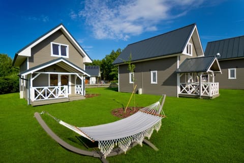 Property building, Garden