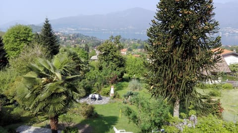 Garden view, Lake view, Mountain view