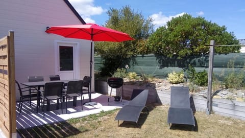 Chalet Les dauphins House in Portbail