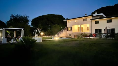 Property building, Garden, Garden view