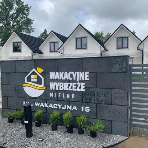 Property building, Logo/Certificate/Sign, Logo/Certificate/Sign, Logo/Certificate/Sign