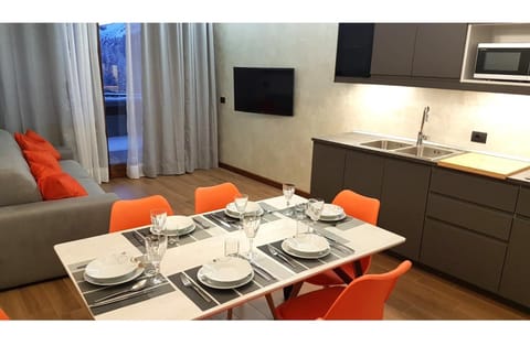 Kitchen or kitchenette, Living room, Dining area