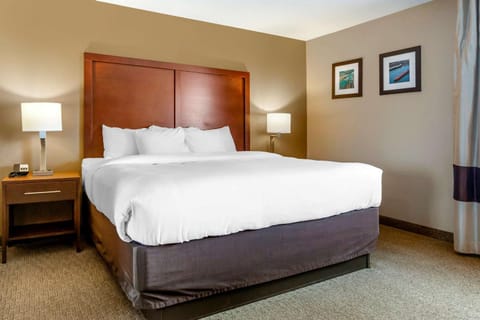 Photo of the whole room, On site