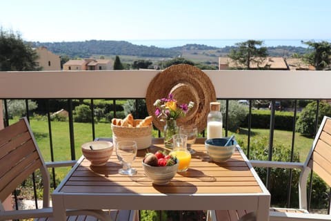 Spring, Day, Winter, Summer, View (from property/room), Balcony/Terrace, Autumn, On site, Sea view, Seasons, Sunrise