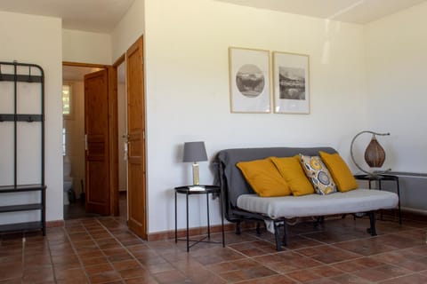 Mas l'espero Apartment in Arles