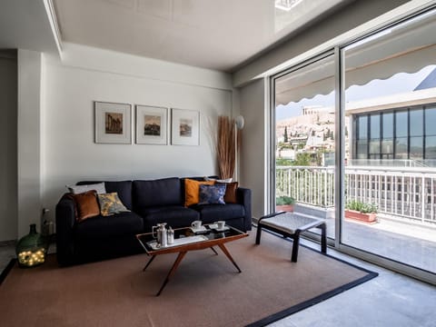 View (from property/room), Balcony/Terrace, Living room, Landmark view