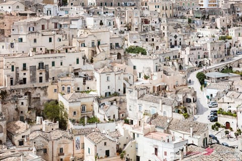 Neighbourhood, Bird's eye view