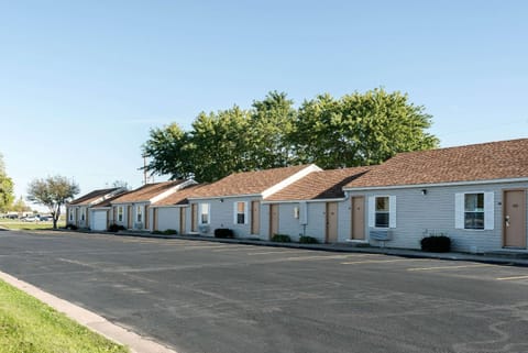 Property building, On site