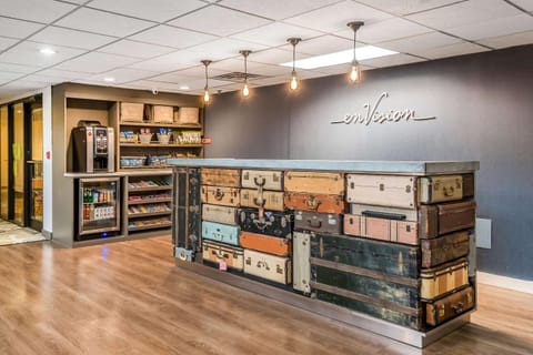 Lobby or reception, On site