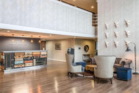 Lobby or reception, On site