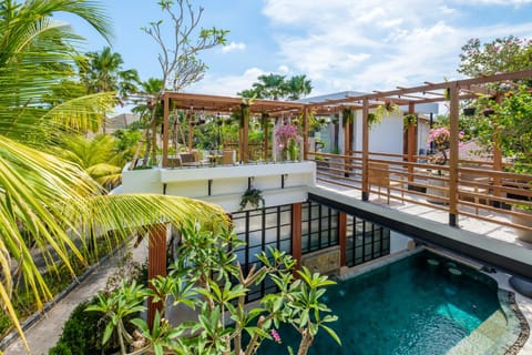 Patio, Garden, Balcony/Terrace, Pool view, Swimming pool