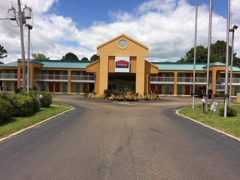 Facade/entrance, Day, Property logo or sign, Property logo or sign, Summer, View (from property/room)