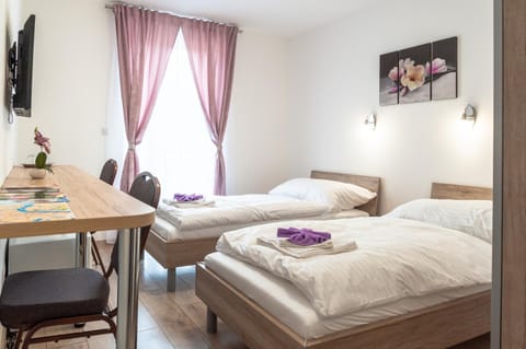 Vivien Szálló Bed and Breakfast in Szeged