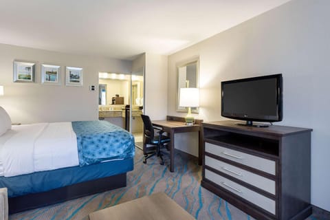 Photo of the whole room, On site