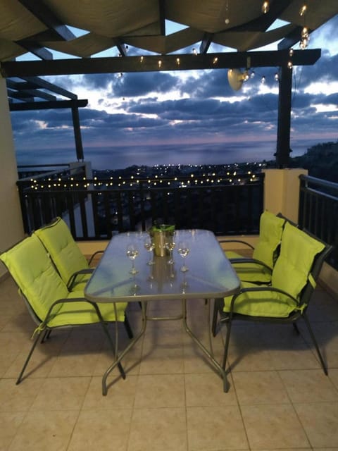 22C Christina Hilltop Apartments Apartment in Peyia