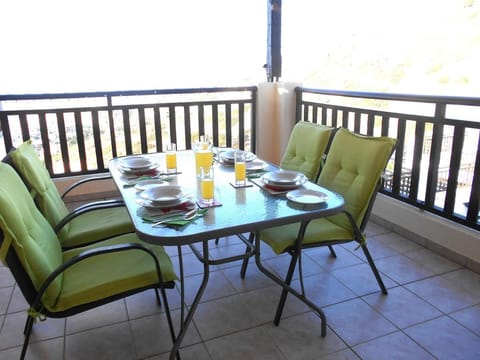 22C Christina Hilltop Apartments Apartment in Peyia