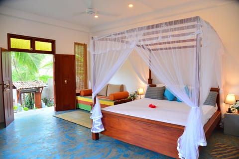 Photo of the whole room, Bedroom, bunk bed
