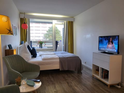 TV and multimedia, Photo of the whole room
