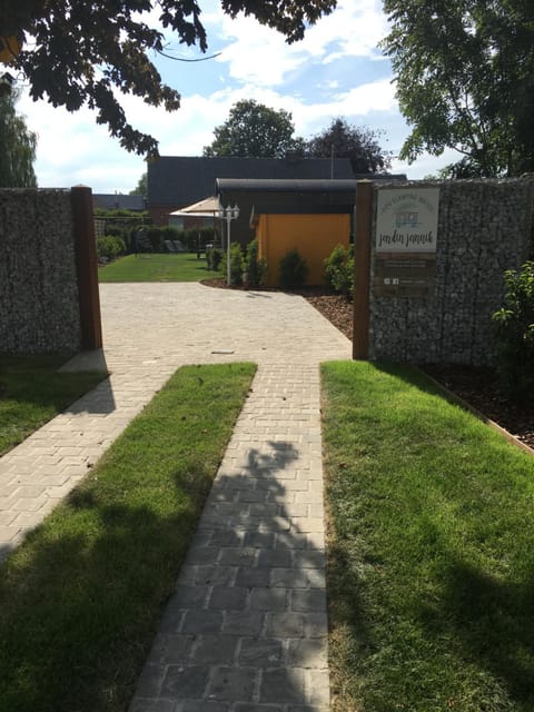 Jardin Jannik Campground/ 
RV Resort in Flanders